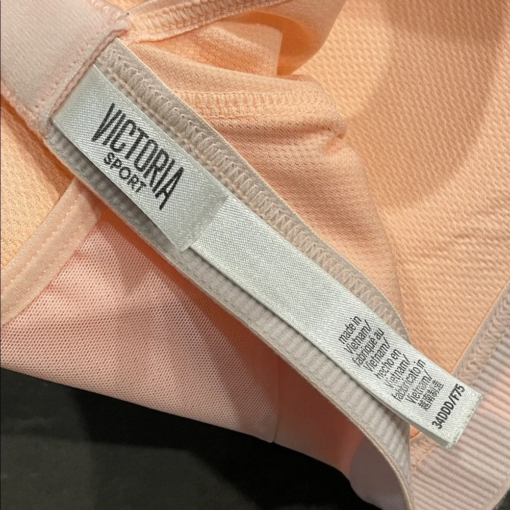 Victoria's Secret Sport Incredible Lightweight Peach Sports Bra 34DDD - Picture 9 of 9